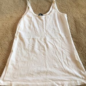 🛍🛍🛍WHITE TANK TOP🛍🛍🛍